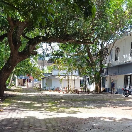 Prathiba Residency Otel Kollam Dış mekan fotoğraf