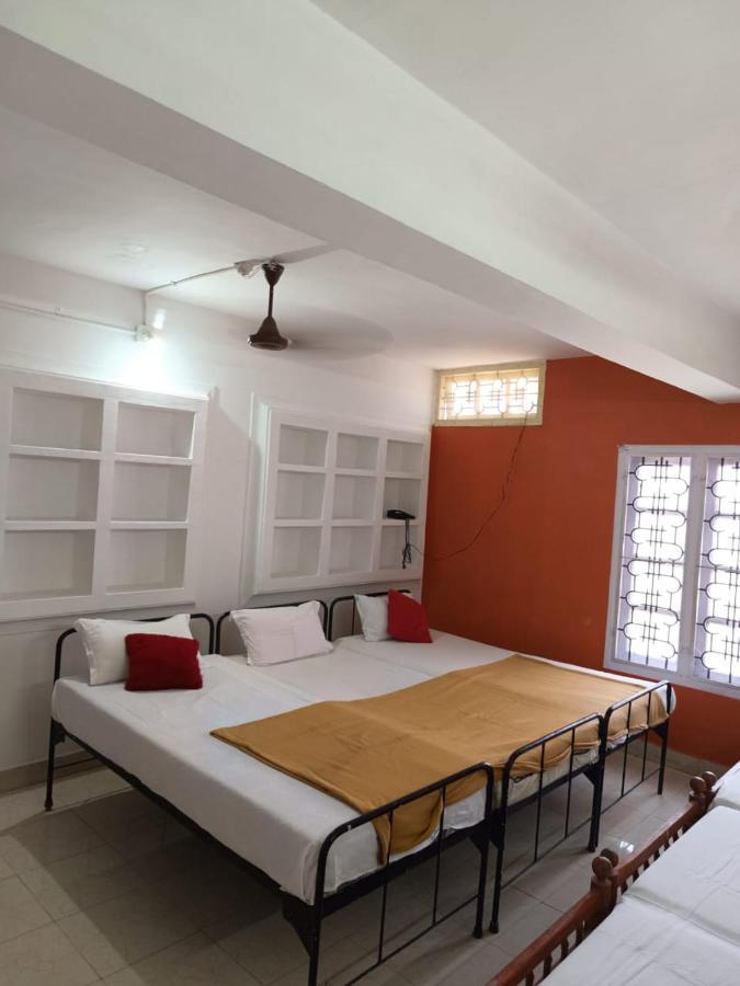 Prathiba Residency Otel Kollam Dış mekan fotoğraf