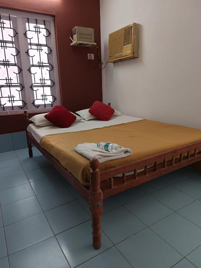 Prathiba Residency Otel Kollam Dış mekan fotoğraf